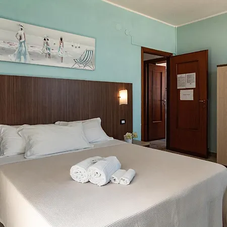 Dell'adriatica Bed and Breakfast 4*