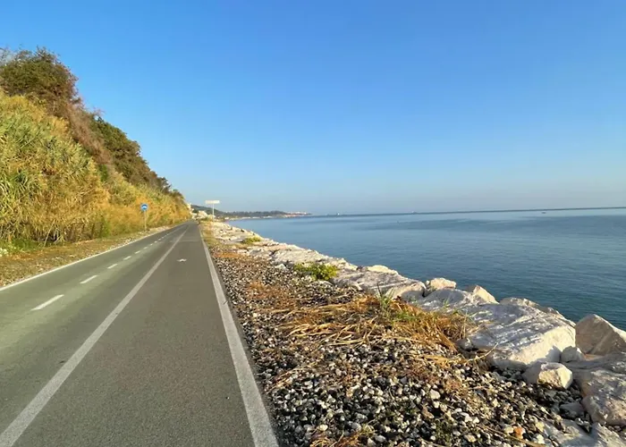 Dell'adriatica 住宿加早餐酒店 圣维托彻帝诺